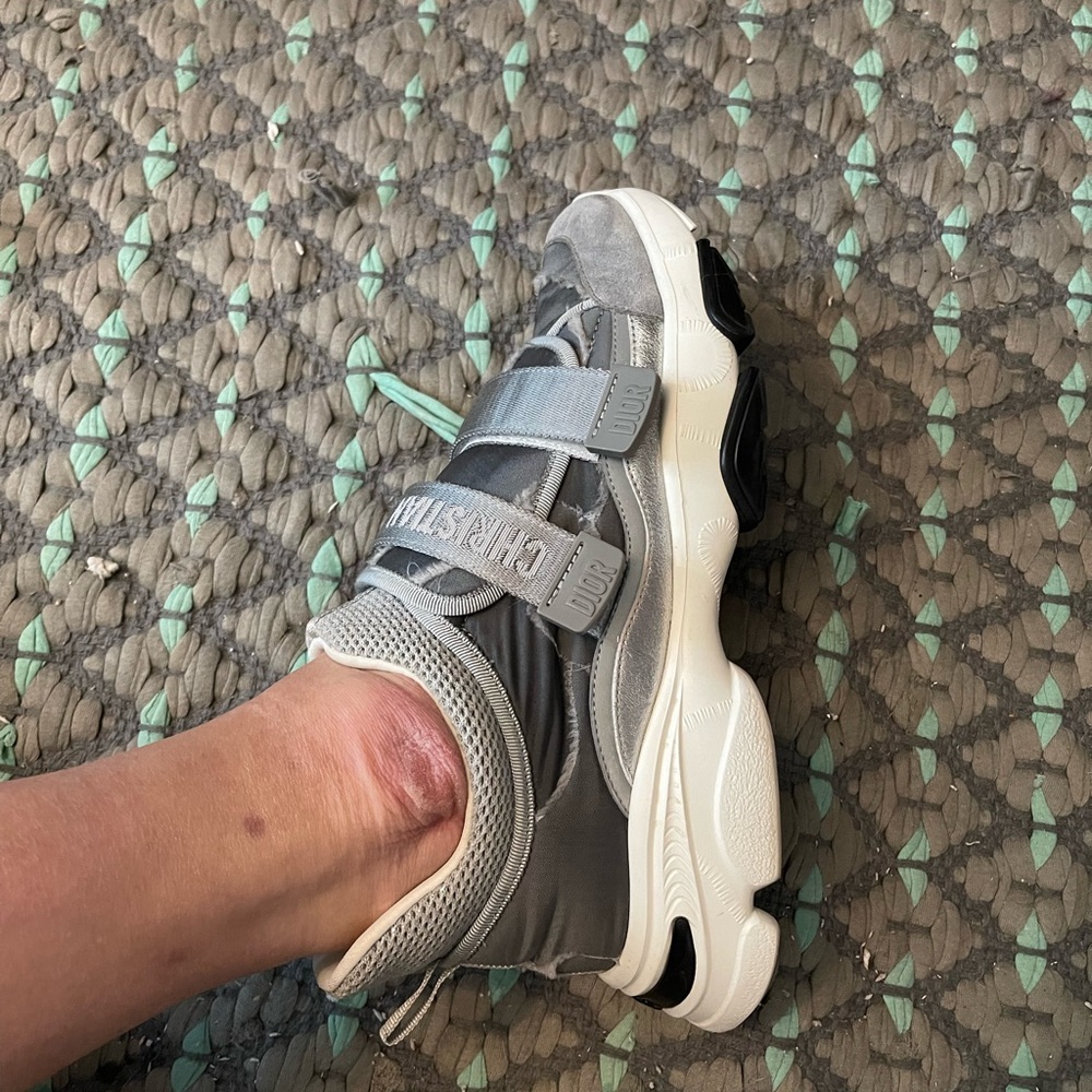 Dior Women's Gray Sneakers size 10.5 - Picture 3 of 8
